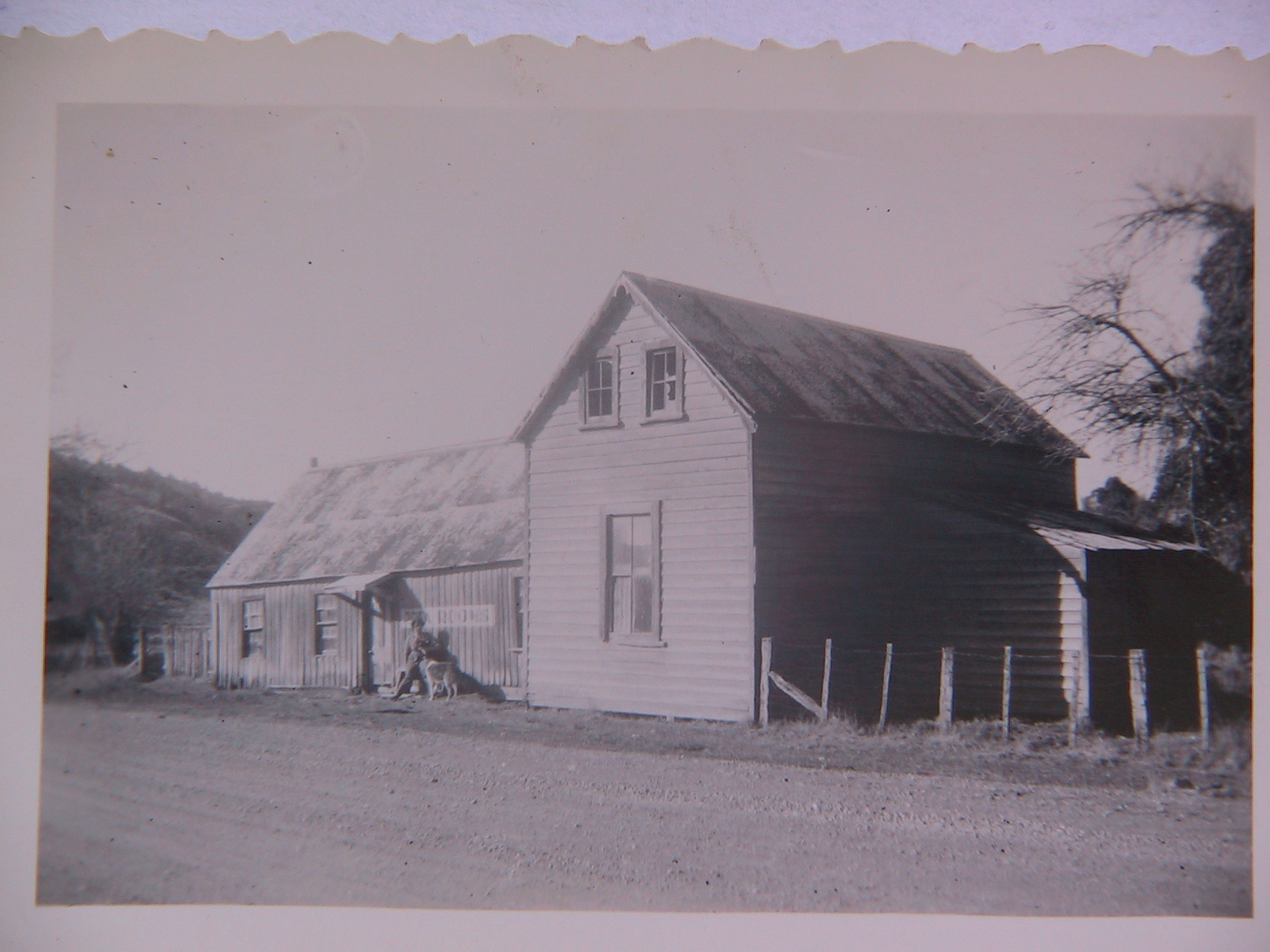 101.Hope saddle house 1952