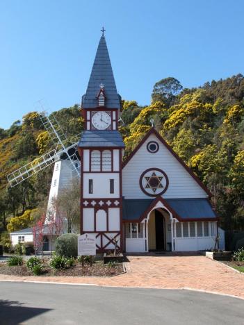 Founders Park - St Peters Church