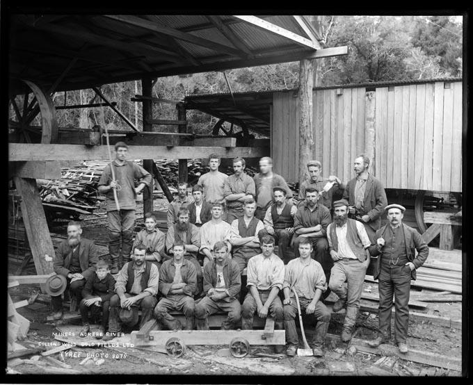 Miners Aorere River. Collingwood Goldfields. NPM Tyree 182087