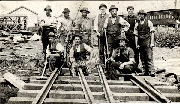 railwayworkersmarl.jpg