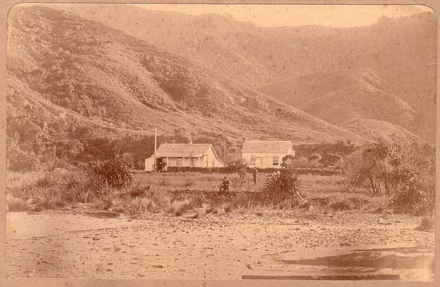 Southern end of Cook Strait's telegraph cable - Whites Bay