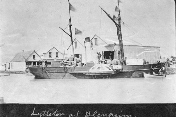 SS-Lyttelton.jpg