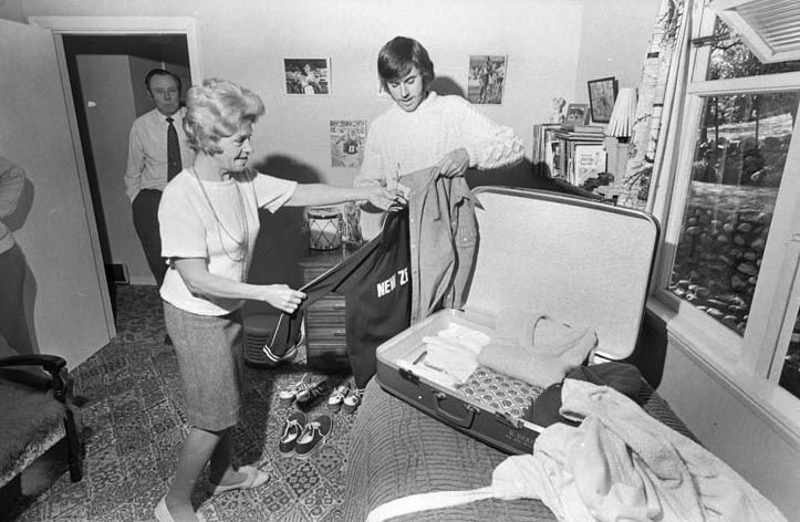 Rod Dixon packing for Olympic Games, July 1972.