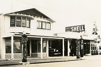 Photograph of Warring's Service Station