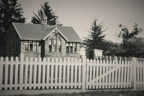 BrightwaterSchool1890s9 3