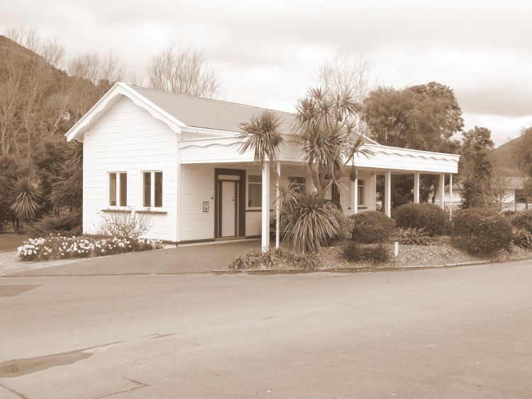 Cottage Hospital, Founders Heritage Park