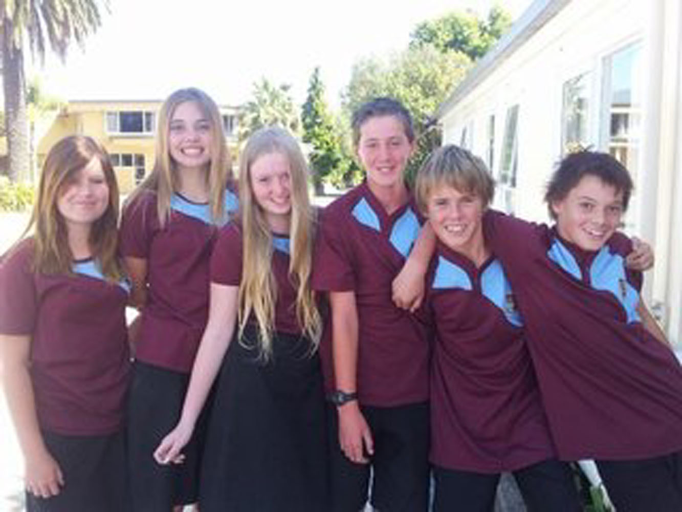 Nayland Students in uniform