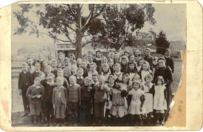 Spring Grove School pupils early 1900s