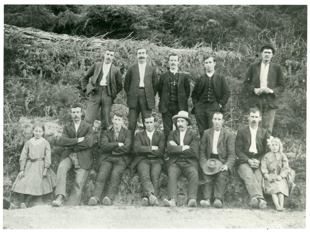 Wakamarina workers c1915 010